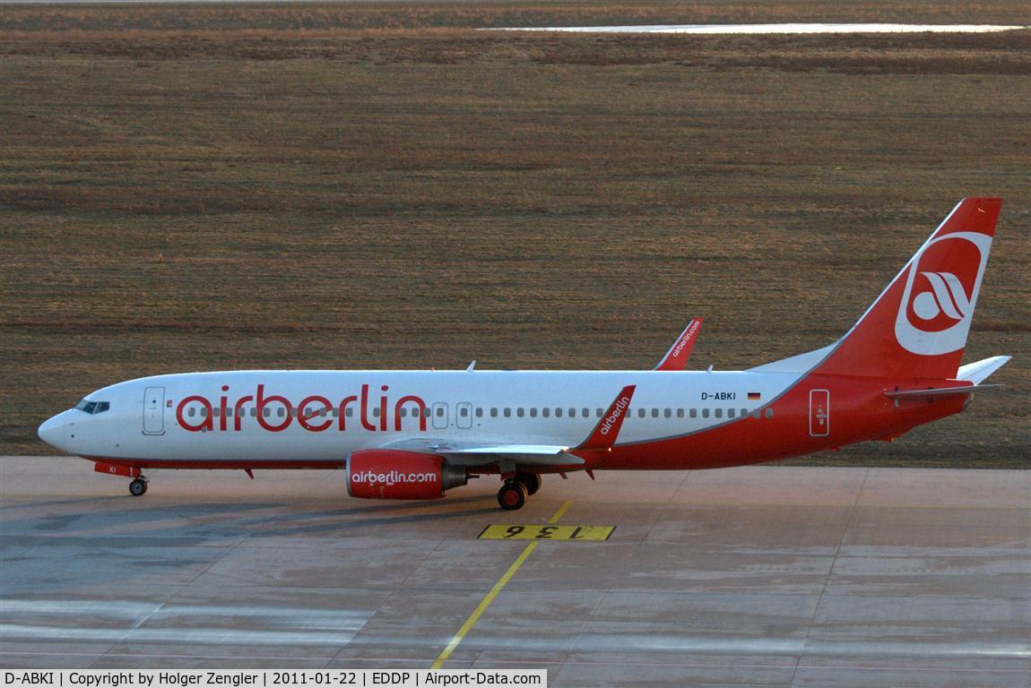 D-ABKI, 2009 Boeing 737-86J C/N 37748, Leaving in last sunlight southwards to Fuerteventura.