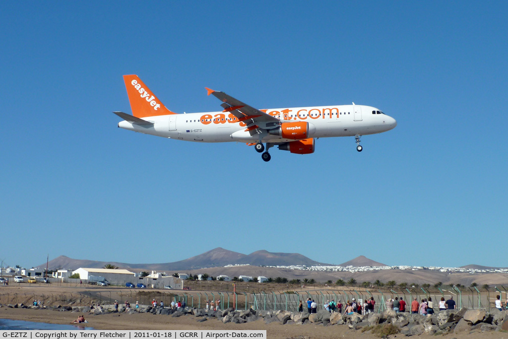 G-EZTZ, 2010 Airbus A320-214 C/N 4556, Newly delivered Easyjet Airbus at Lanzarote