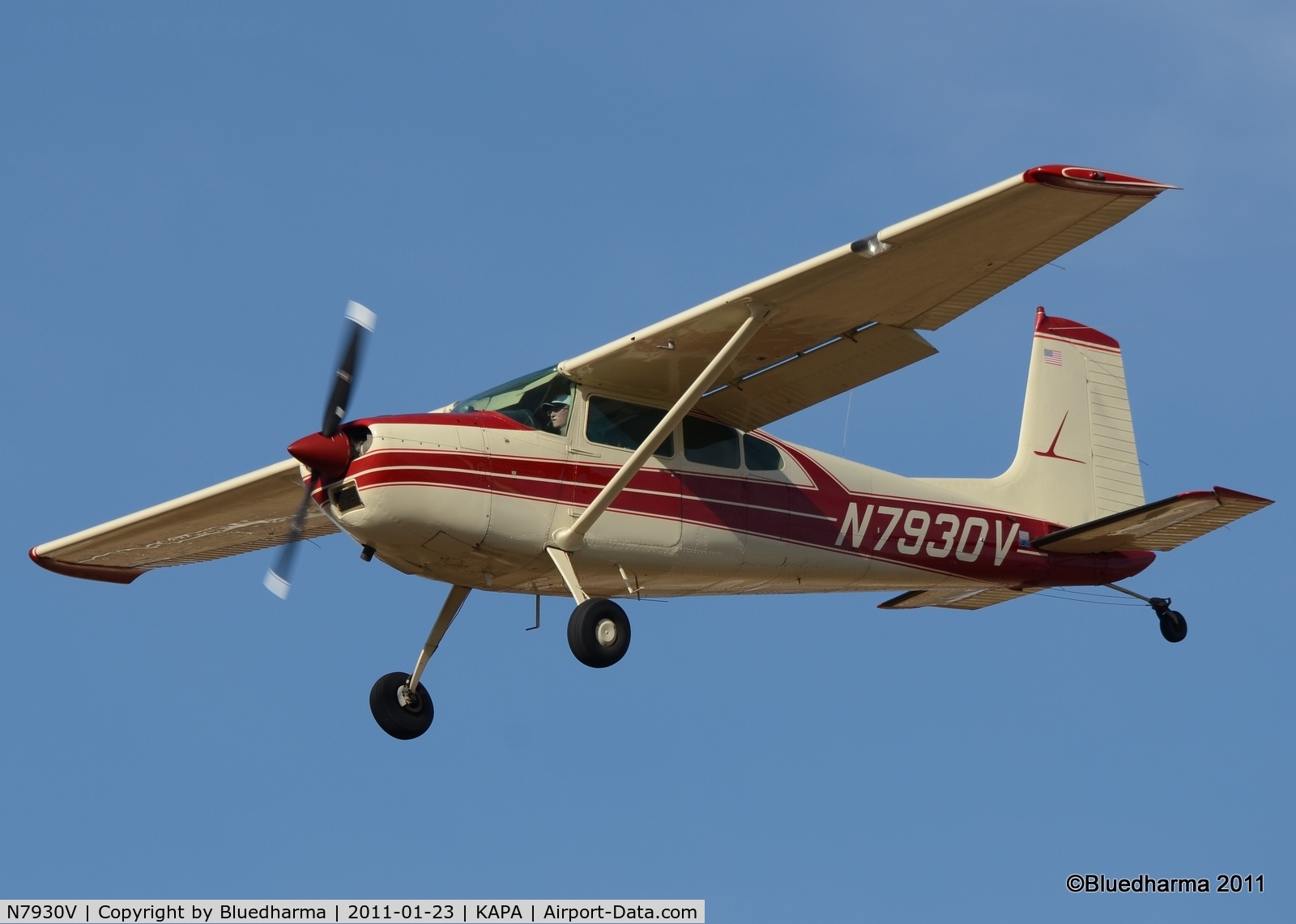 N7930V, 1967 Cessna 180H Skywagon C/N 18051830, On Final Approach.