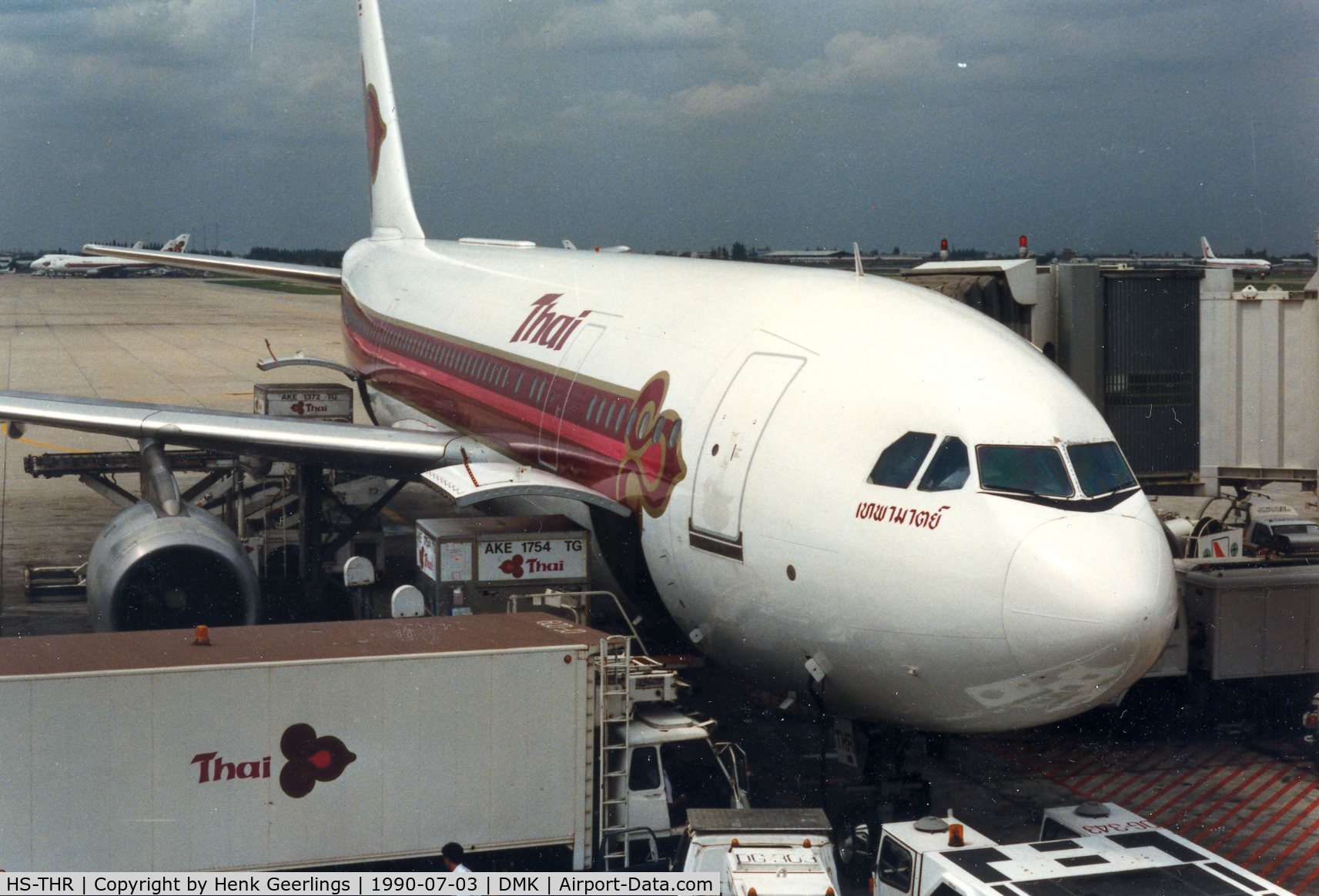 HS-THR, 1979 Airbus A300B4-203 C/N 85, Thai , A300 ready for flt to HKG , Jul '90