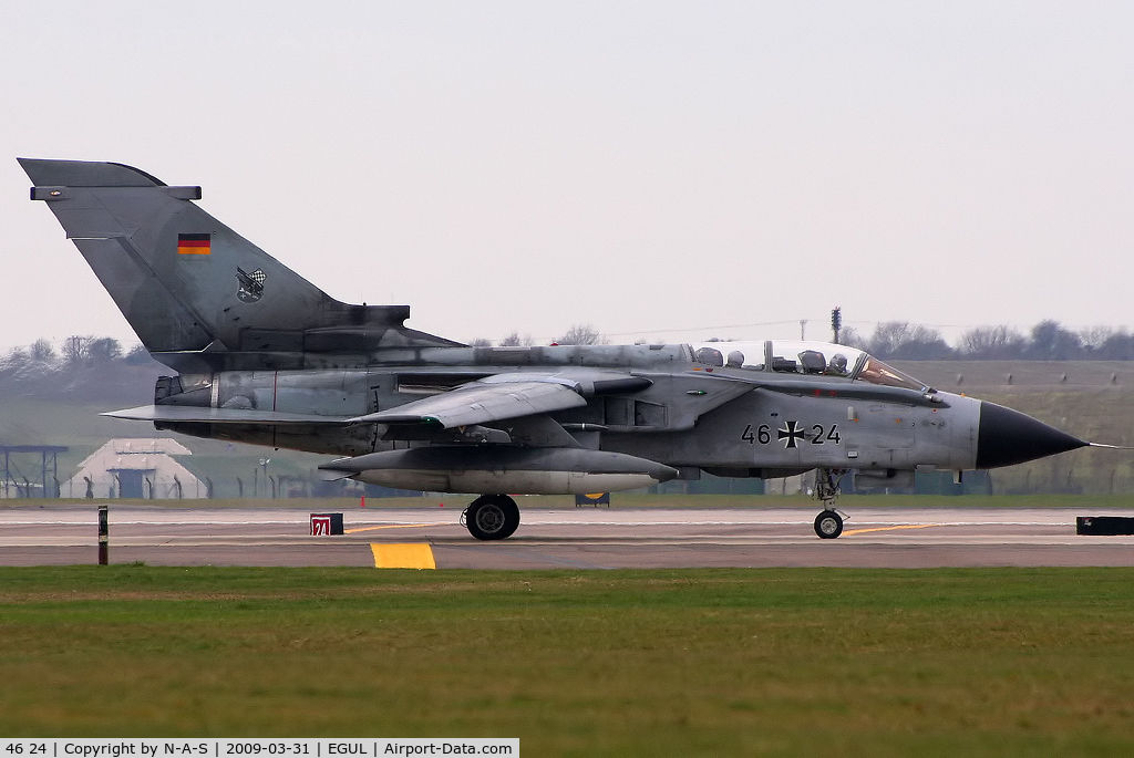 46 24, 1989 Panavia Tornado ECR C/N 818/GS257/4324, Visitor ready for departure