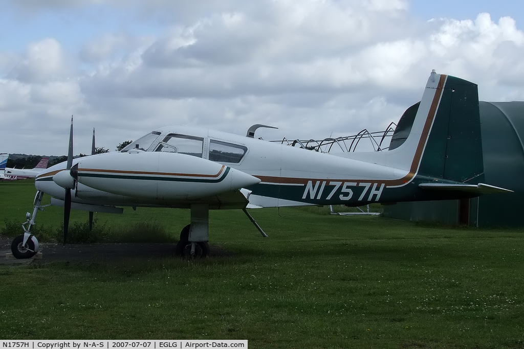 N1757H, 1959 Cessna 310C C/N 35857, Based