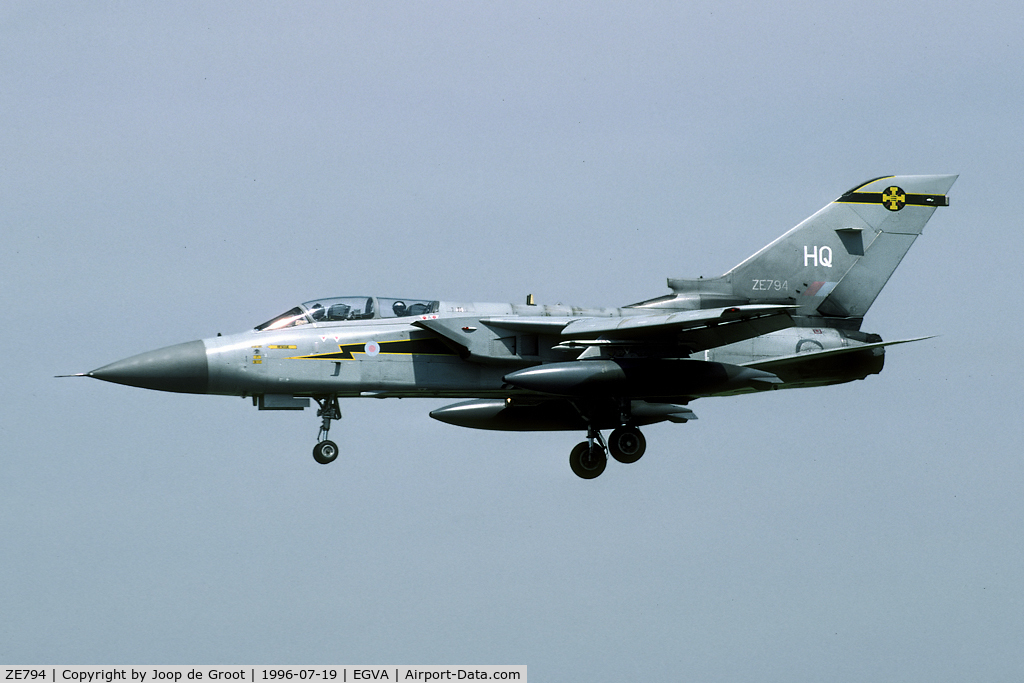 ZE794, 1988 Panavia Tornado F.3 C/N AS069/707/3321, arrival at the 1996 RIAT