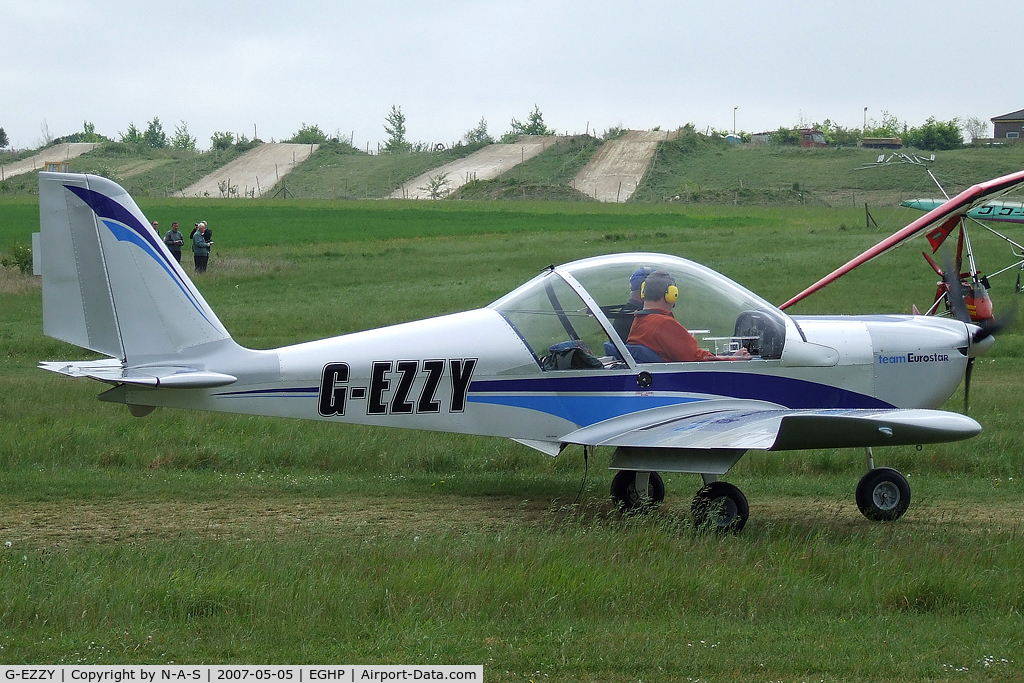 G-EZZY, 2007 Aerotechnik EV-97 Eurostar C/N PFA 315-14533, Micro trade fair