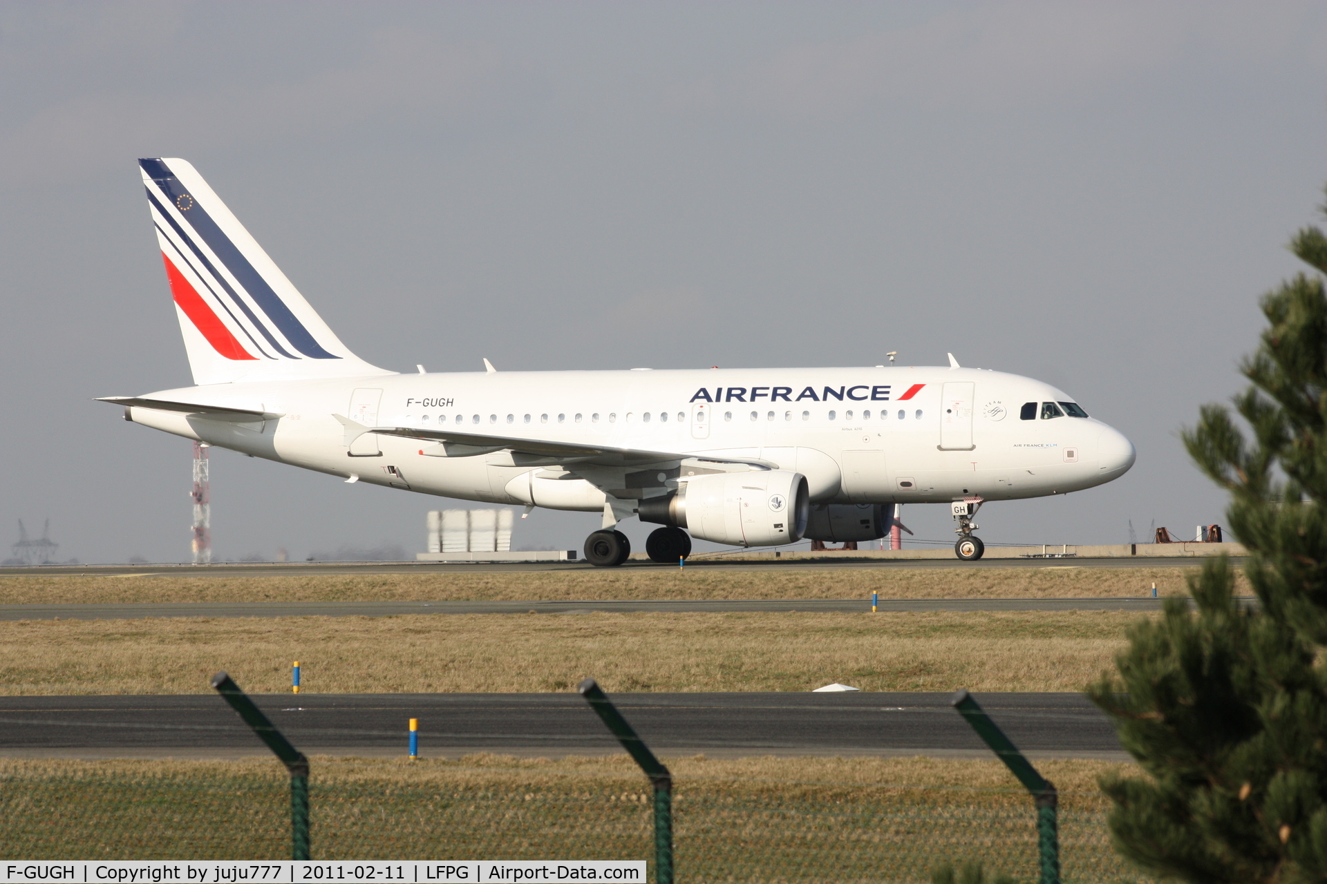 F-GUGH, 2004 Airbus A318-111 C/N 2344, with new Air France color