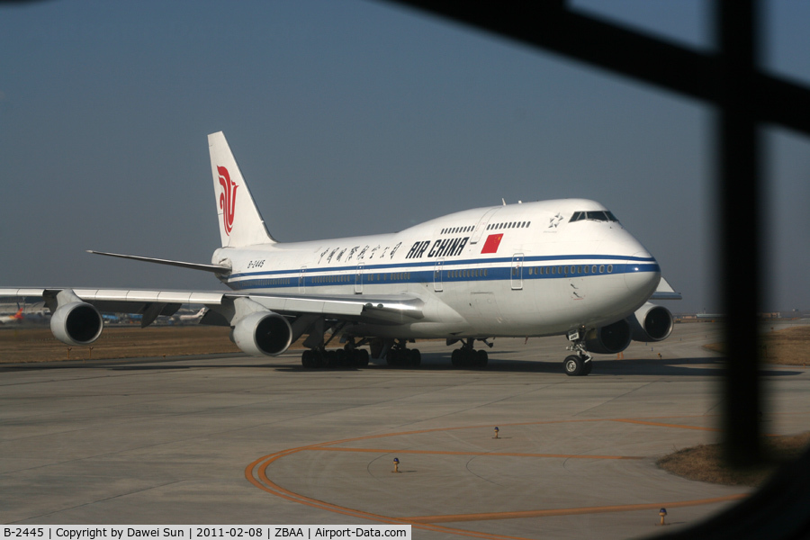 B-2445, Boeing 747-4J6 C/N 25882, 747