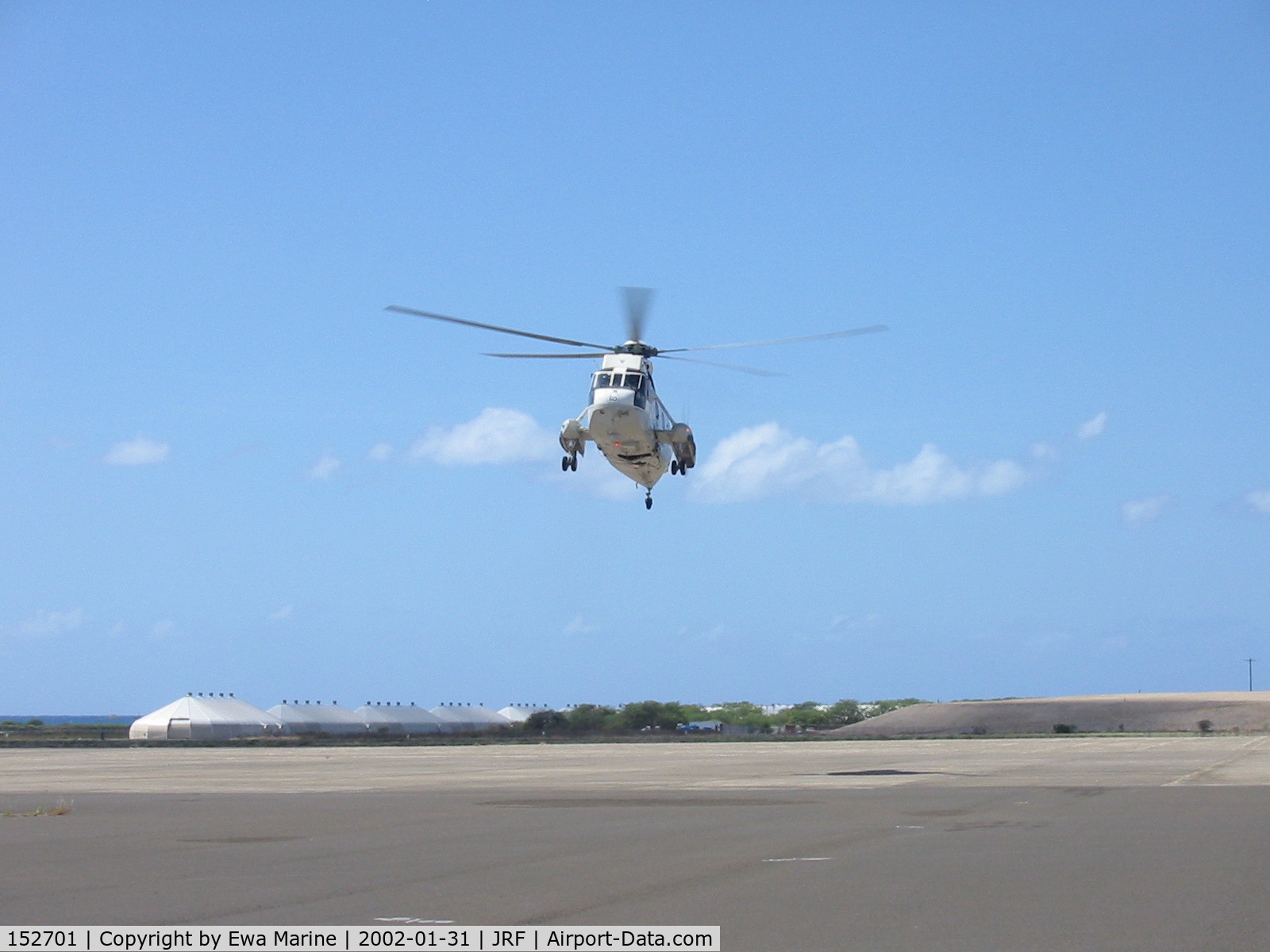 152701, Sikorsky UH-3H Sea King C/N 61357, On approach to Naval Air Museum Barbers ramp.