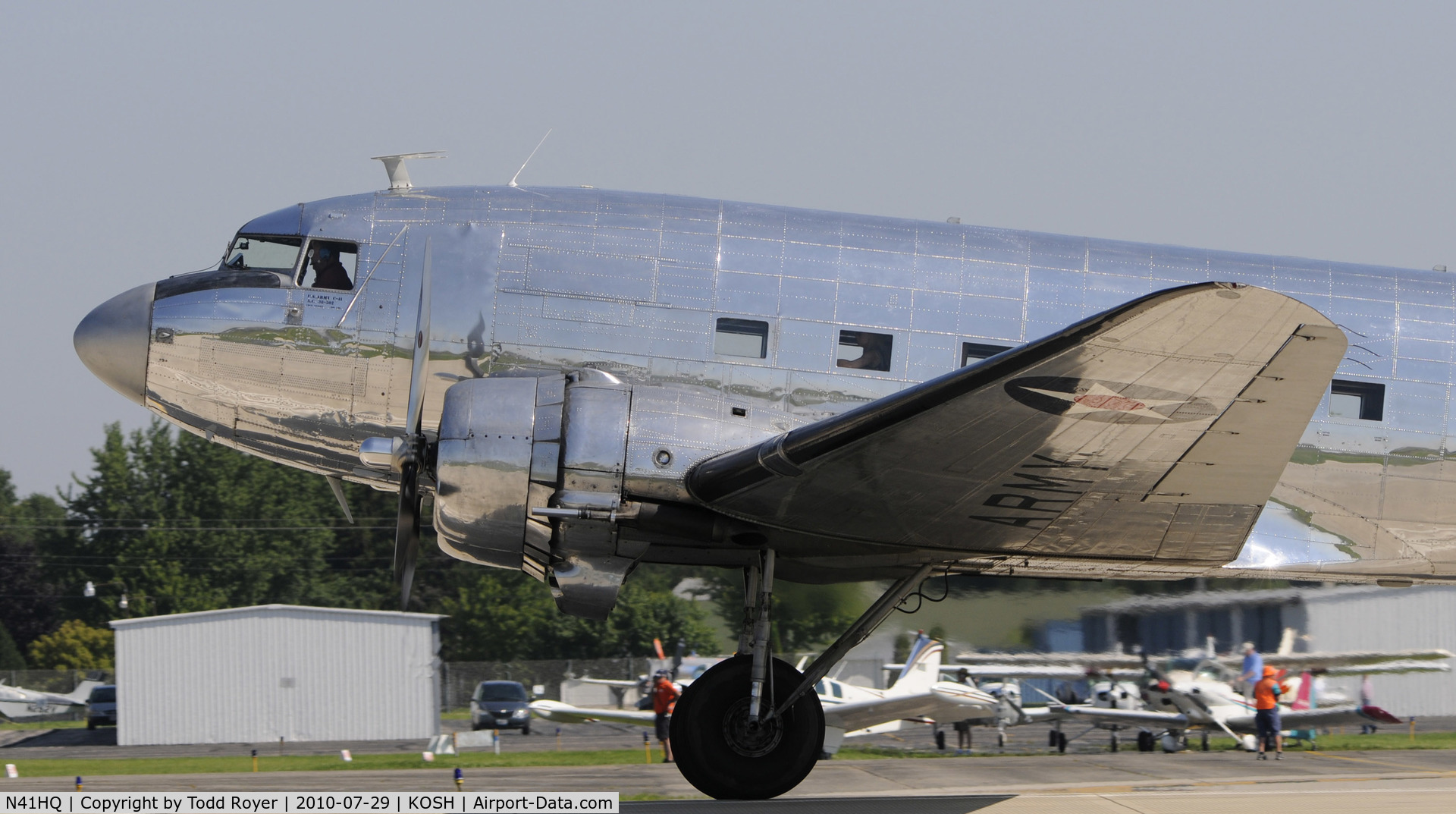 N41HQ, Douglas DC-3A C/N 2053, AIRVENTURE 2010