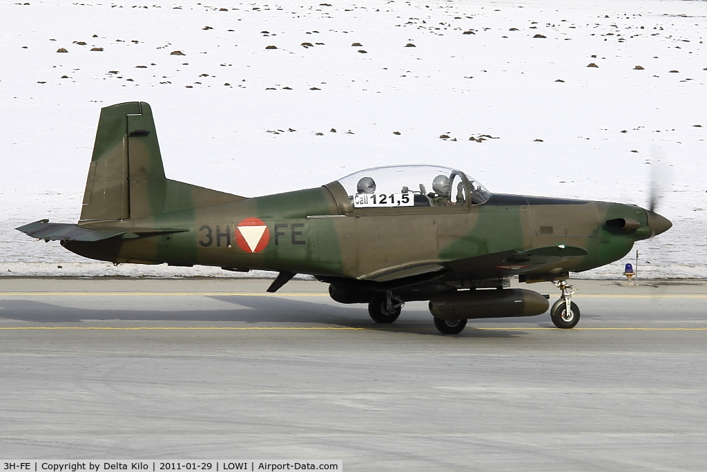 3H-FE, Pilatus PC-7 Turbo Trainer C/N 416, Austrian Air Forces PC 7 arms with 2x 12.7 mm of machine gun M3P Browning in HMP-250 Pods of FN Herstal, 250 shots, total weight per Pod: 116 kg
