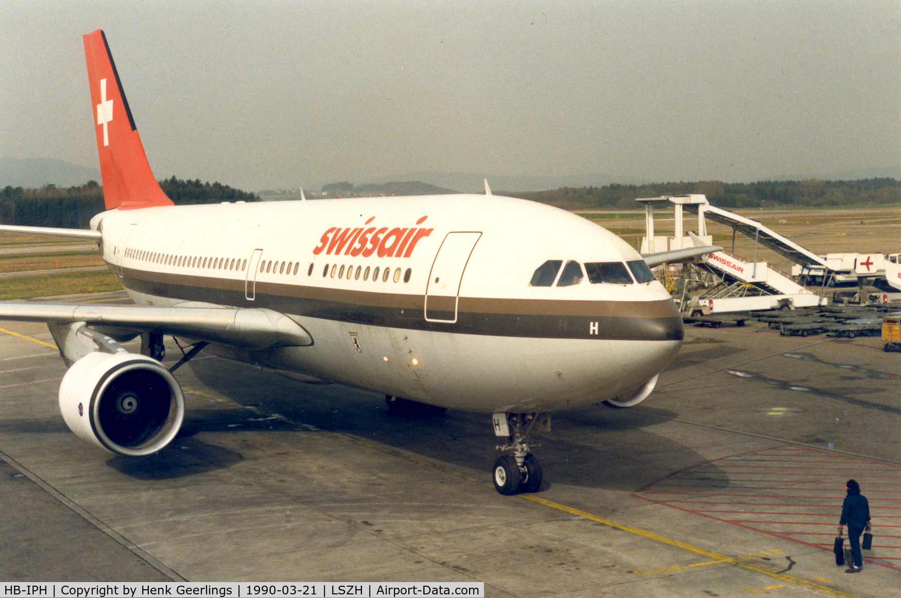 HB-IPH, 1985 Airbus A310-322 C/N 409, Swissair