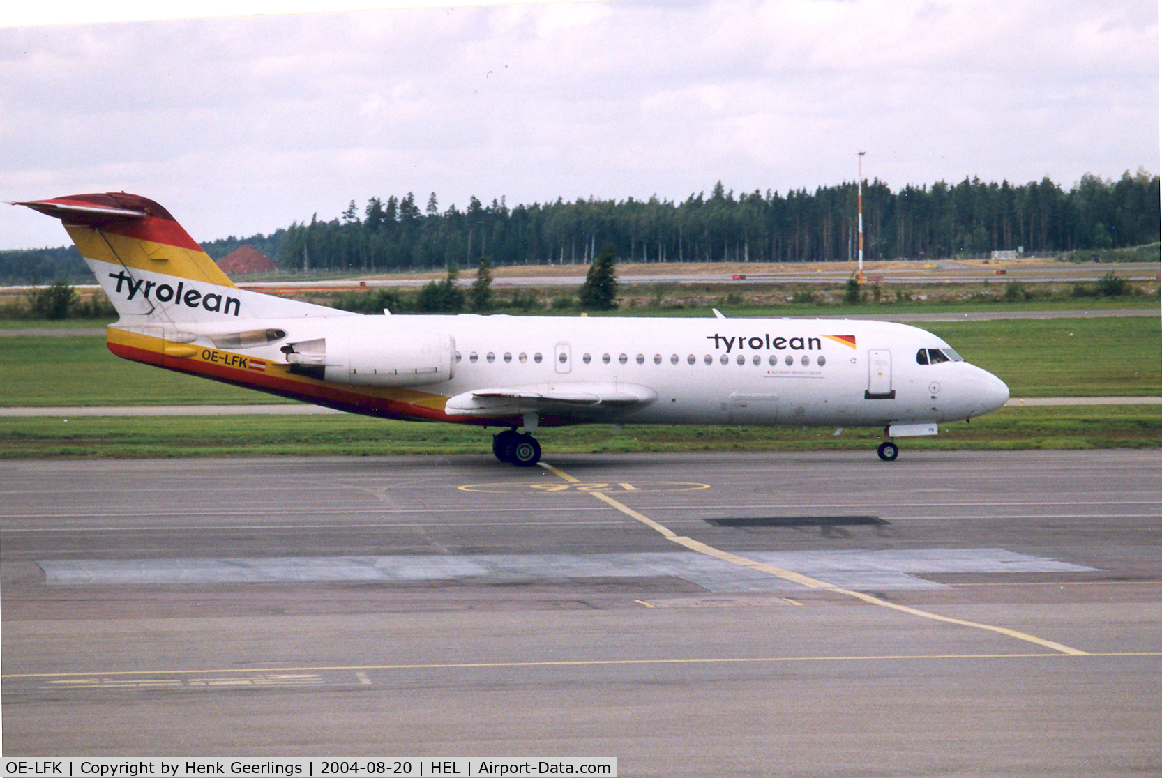 OE-LFK, 1995 Fokker 70 (F-28-0070) C/N 11555, Tyrolean