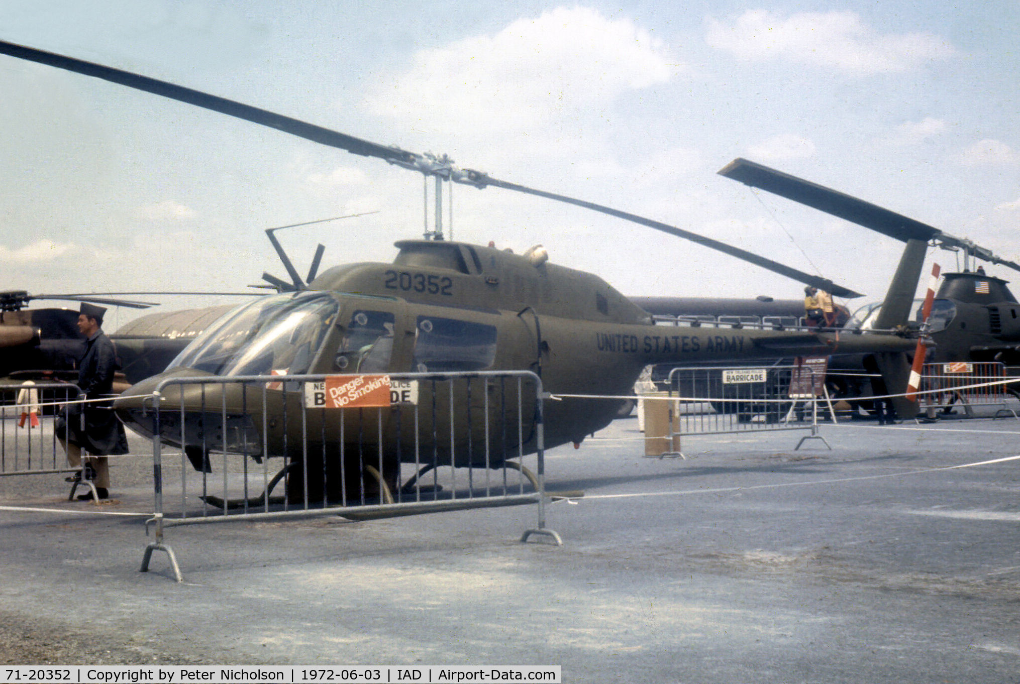 71-20352, 1971 Bell OH-58A Kiowa C/N 41213, US Army OH-58A Kiowa in the static display at Transpo 72 held at Dulles International Airport - is now on the civil register as N149KY  