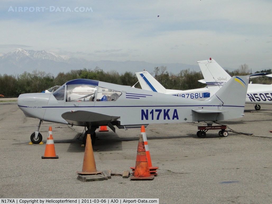 N17KA, 2000 AMD CH-2000 Alarus C/N 20-0044, Parked with tail in a wagon, no motor