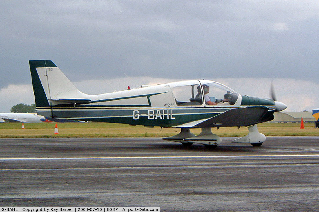 G-BAHL, 1972 Robin DR-400-160 Chevalier C/N 704, Robin DR.400/160 Knight [704] Kemble~G 10/07/2004