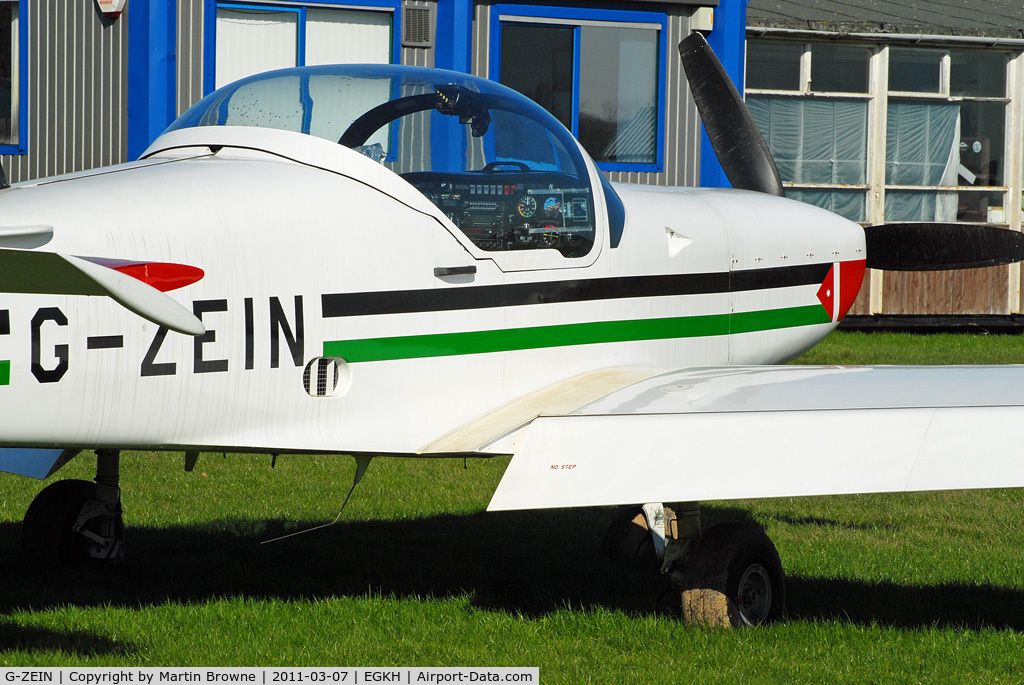 G-ZEIN, 1995 Slingsby T-67M-260 Firefly C/N 2234, Close up of the starboard side.