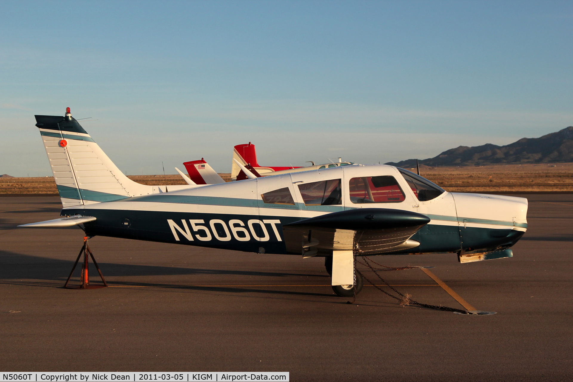 N5060T, 1972 Piper PA-28R-200 C/N 28R-7235187, KIGM