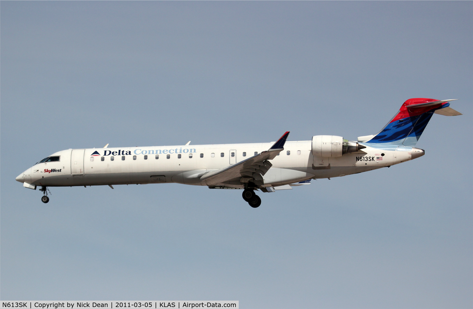N613SK, 2002 Bombardier CRJ-701 (CL-600-2C10) Regional Jet C/N 10038, KLAS