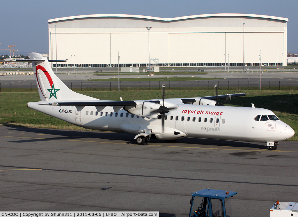 CN-COC, 1995 ATR 72-202 C/N 470, Making engines test after overhaul... French titles on right side...