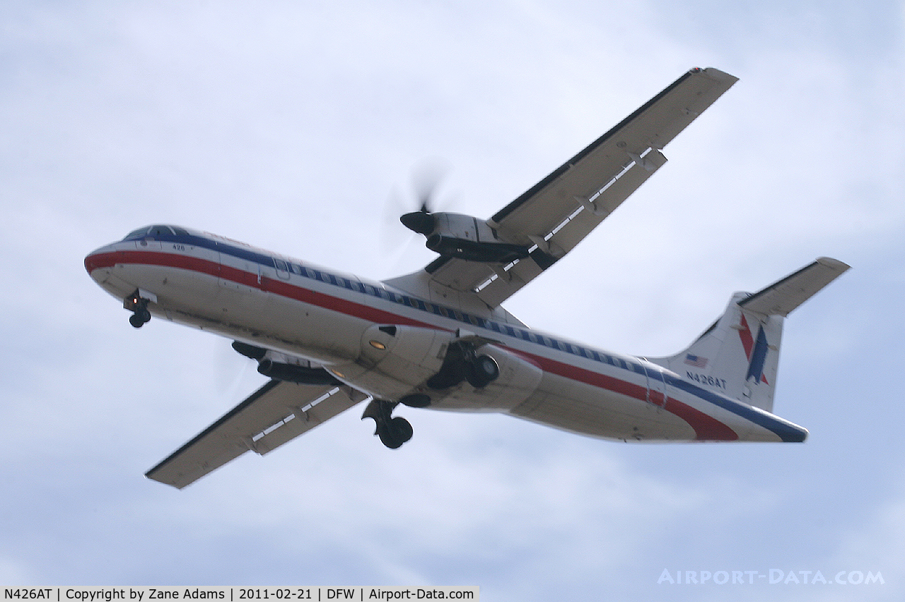 N426AT, 1994 ATR 72-212 C/N 426, American Eagle at DFW Airport