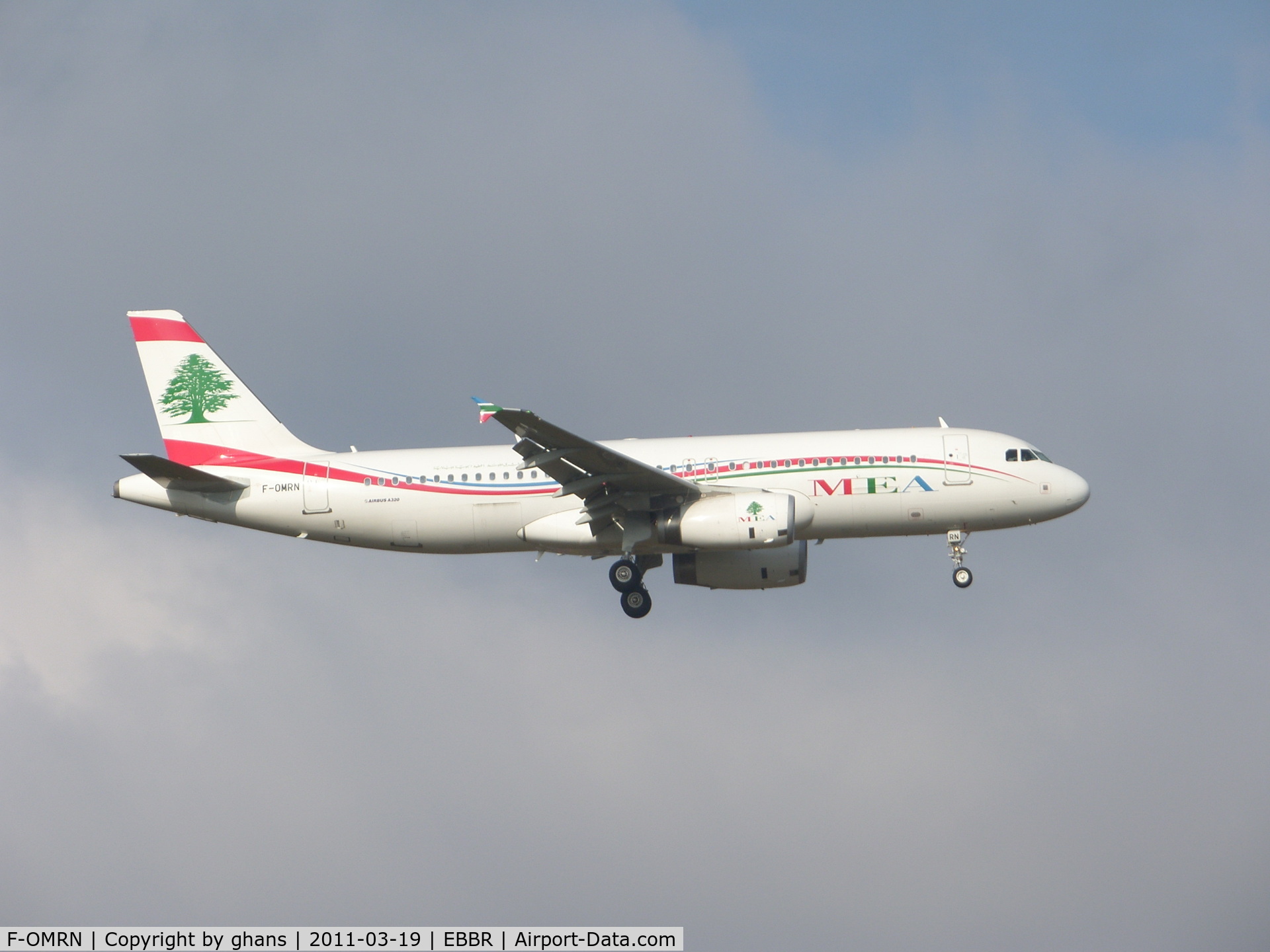 F-OMRN, 2010 Airbus A320-232 C/N 4339, Landing @ rw 02