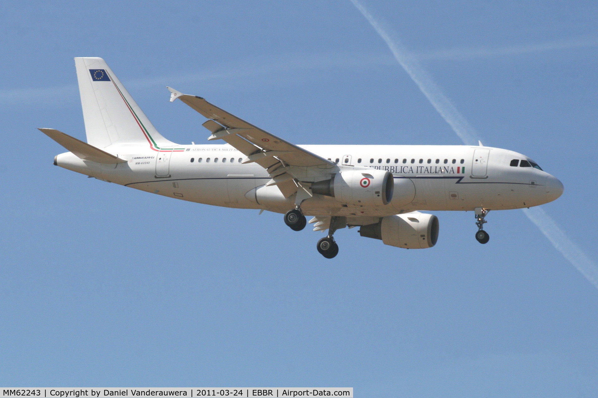 MM62243, 2005 Airbus ACJ319 (A319-115/CJ) C/N 2507, Descending to RWY 02