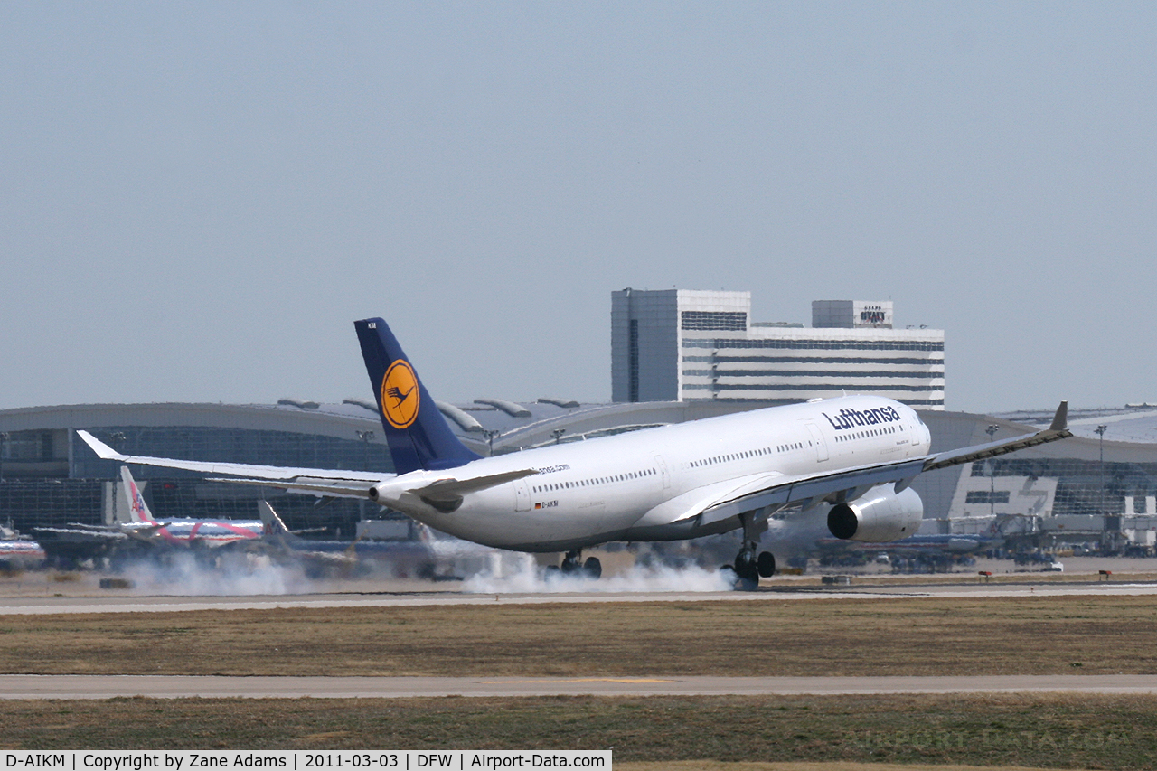 D-AIKM, 2008 Airbus A330-343X C/N 913, Lufthansa A-330 landing at DFW Airport