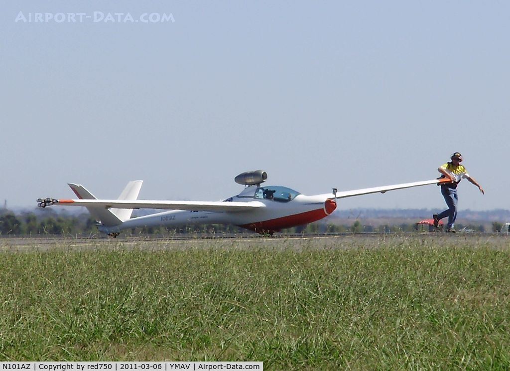 N101AZ, 1984 Start & Flug H101 Salto C/N 60, Bob Carlton's Salto jet powered glider at Avalon Air Show 2011