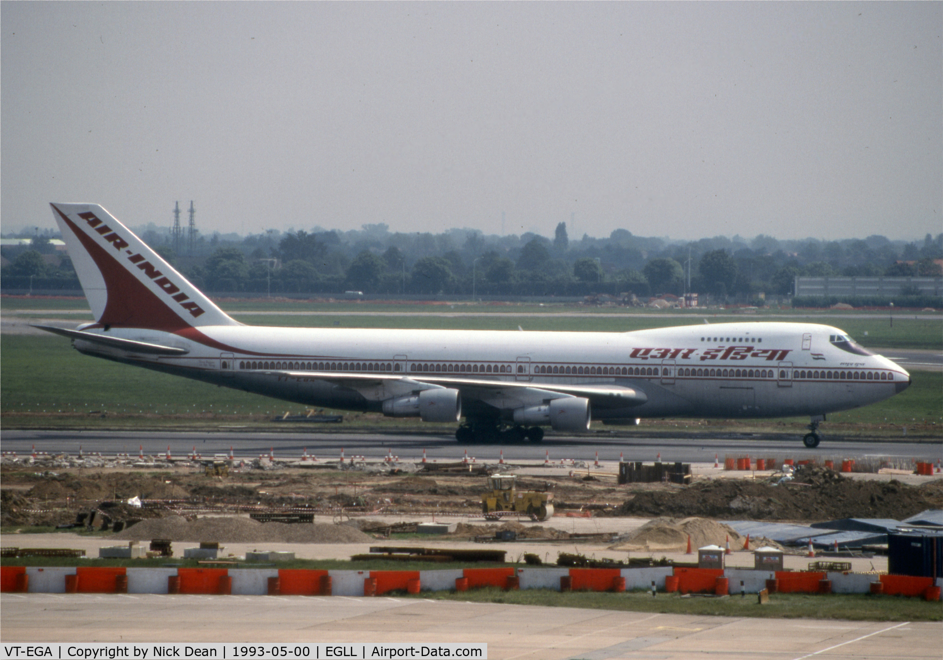VT-EGA, 1979 Boeing 747-237B C/N 21993, EGLL B/U