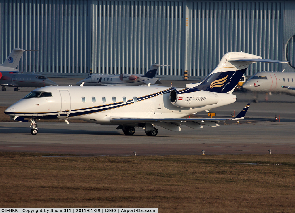 OE-HRR, 2004 Bombardier Challenger 300 (BD-100-1A10) C/N 20033, Lining up rwy 05 for departure...
