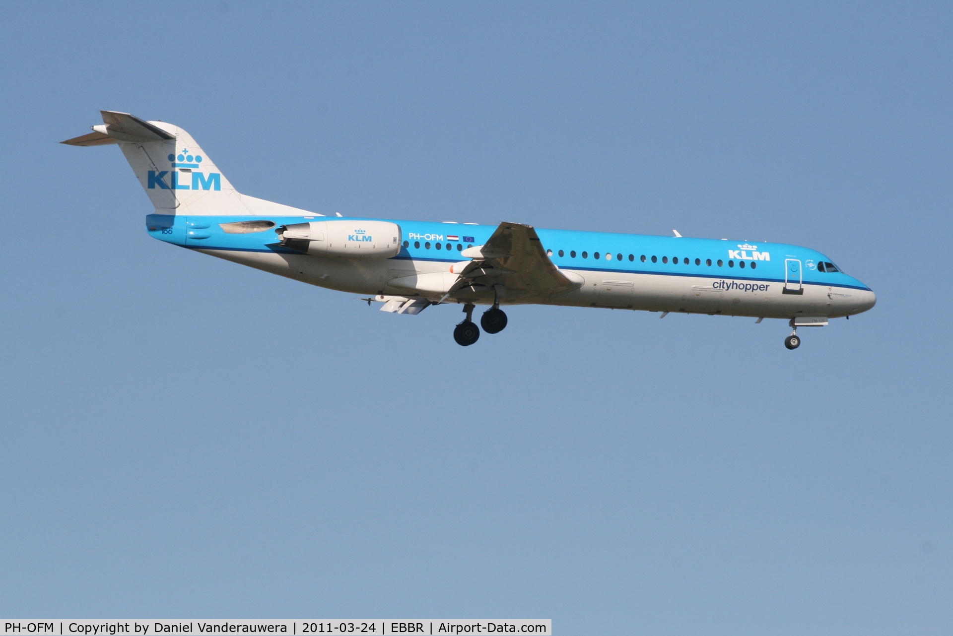 PH-OFM, 1993 Fokker 100 (F-28-0100) C/N 11475, Flight KL1723 is descending to RWY 02