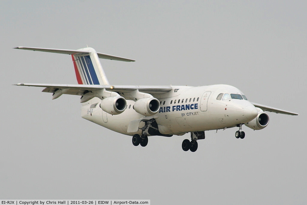 EI-RJX, 2000 BAe Systems Avro 146-RJ85A C/N E.2372, CityJet