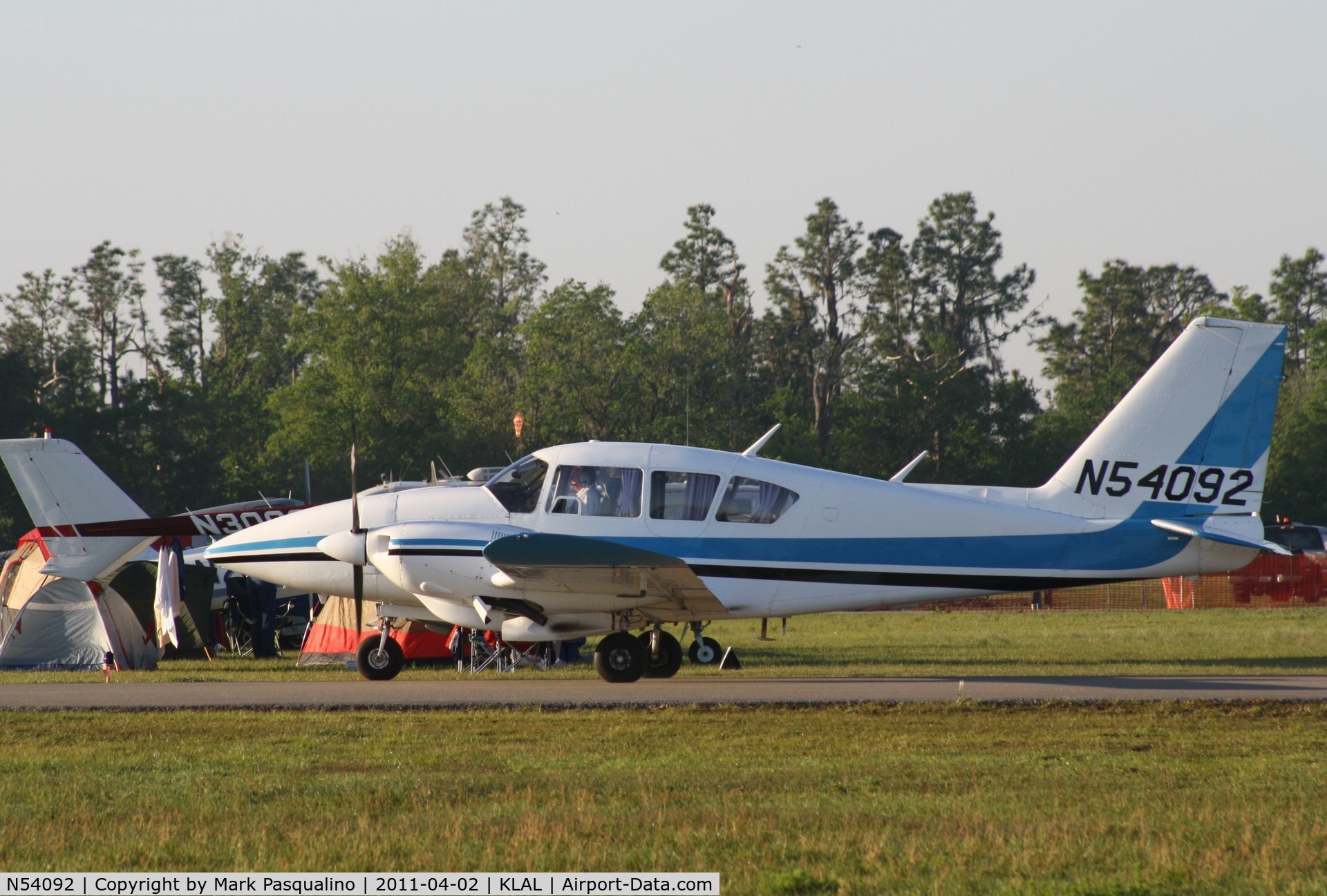 N54092, 1974 Piper PA-23-250 C/N 27-7405405, Piper PA-23-250