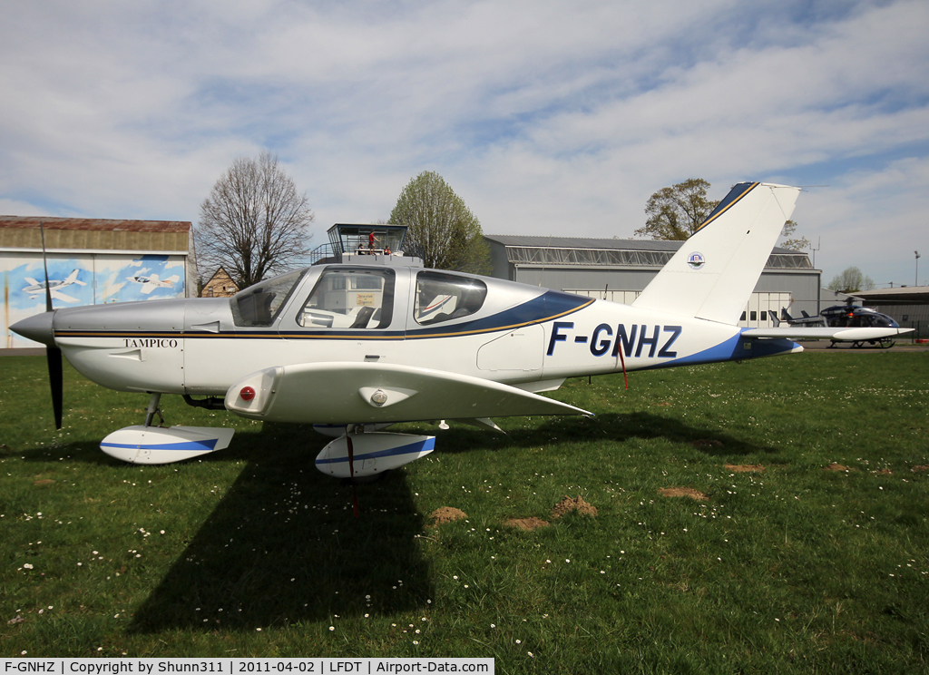 F-GNHZ, Socata TB-9 Tampico C/N 1185, Parked in front of the Airclub...