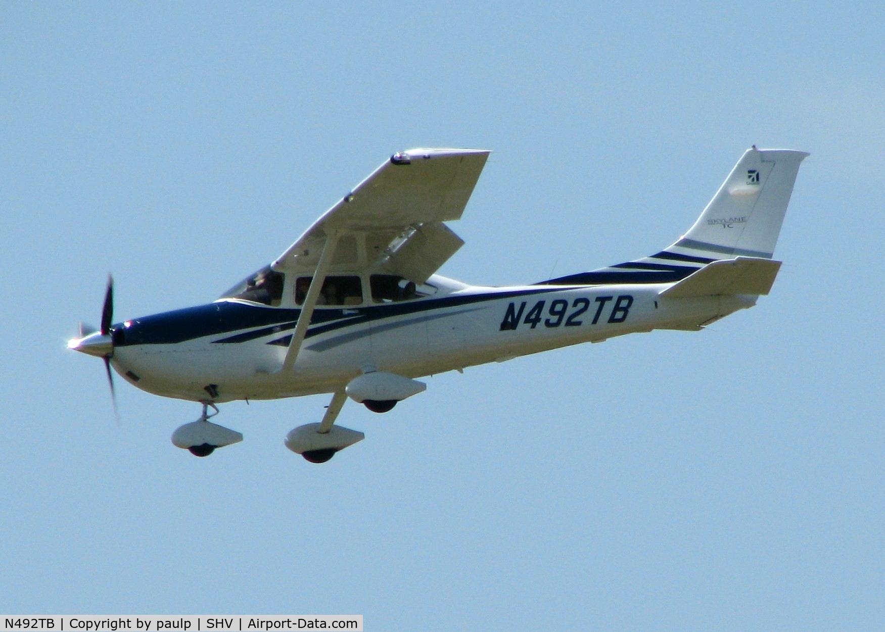 N492TB, 2006 Cessna T182T Turbo Skylane C/N T18208505, Landing at Shreveport Regional.
