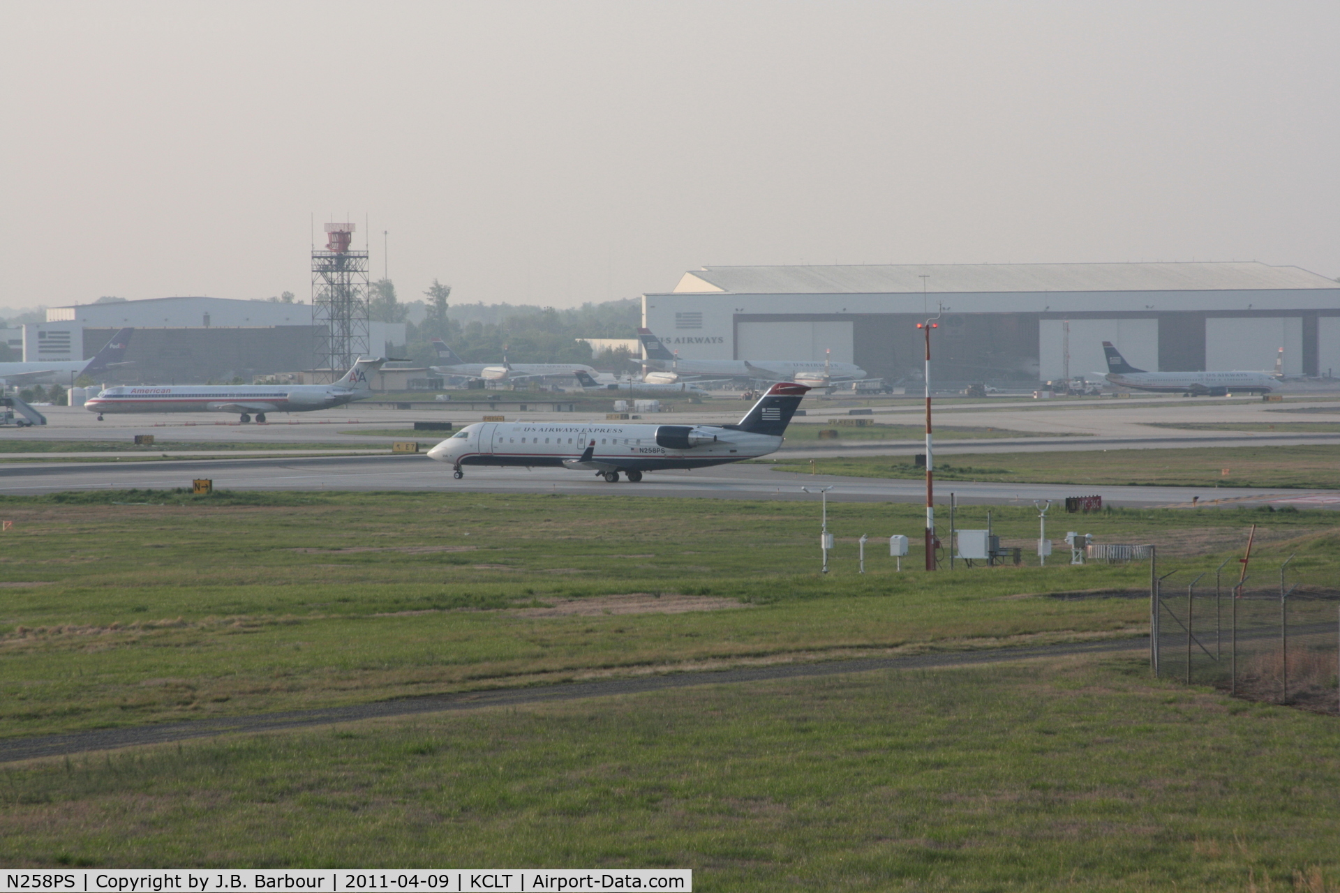 N258PS, 2004 Bombardier CRJ-200ER (CL-600-2B19) C/N 7941, Heavy dewpoint today