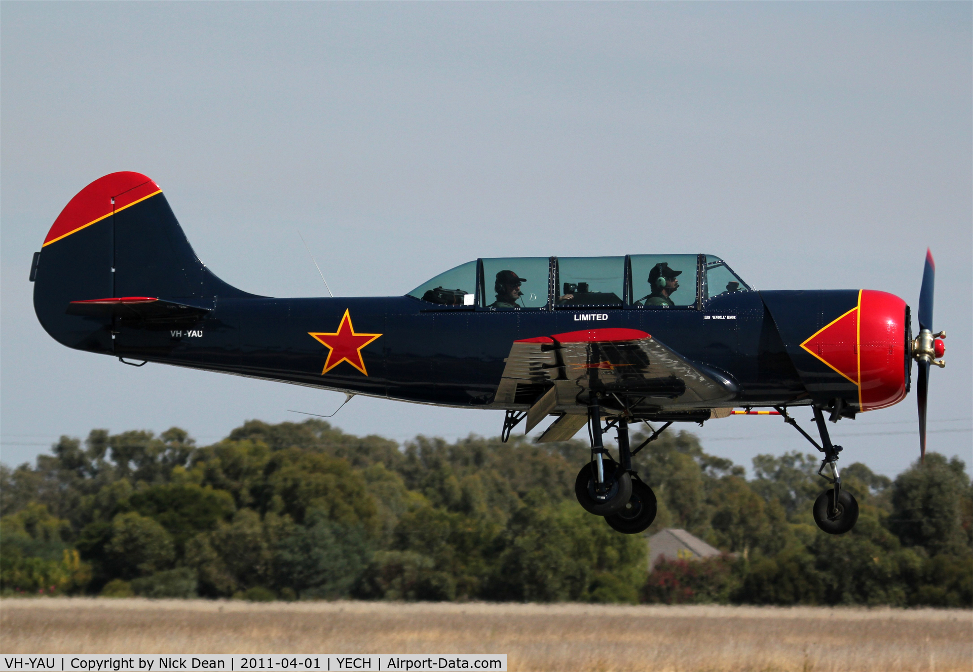 VH-YAU, 1983 Yakovlev Yak-52 C/N 833309, YECH AAAA national fly in 2011