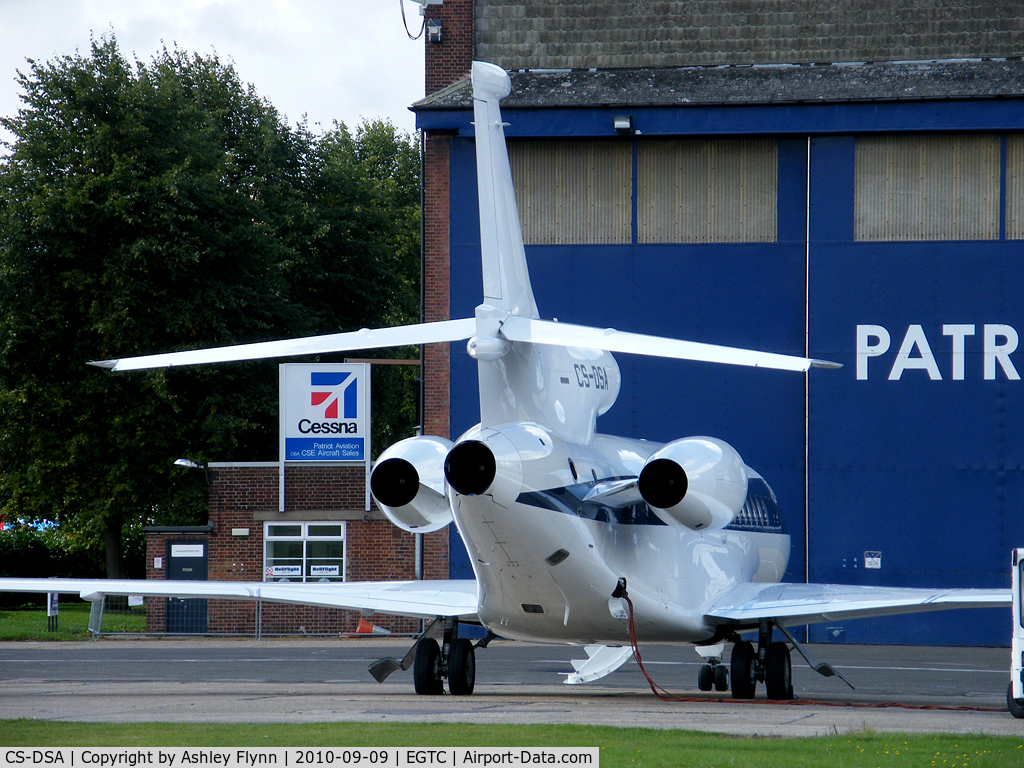 CS-DSA, 2007 Dassault Falcon 7X C/N 030, About to depart Cranfield.
