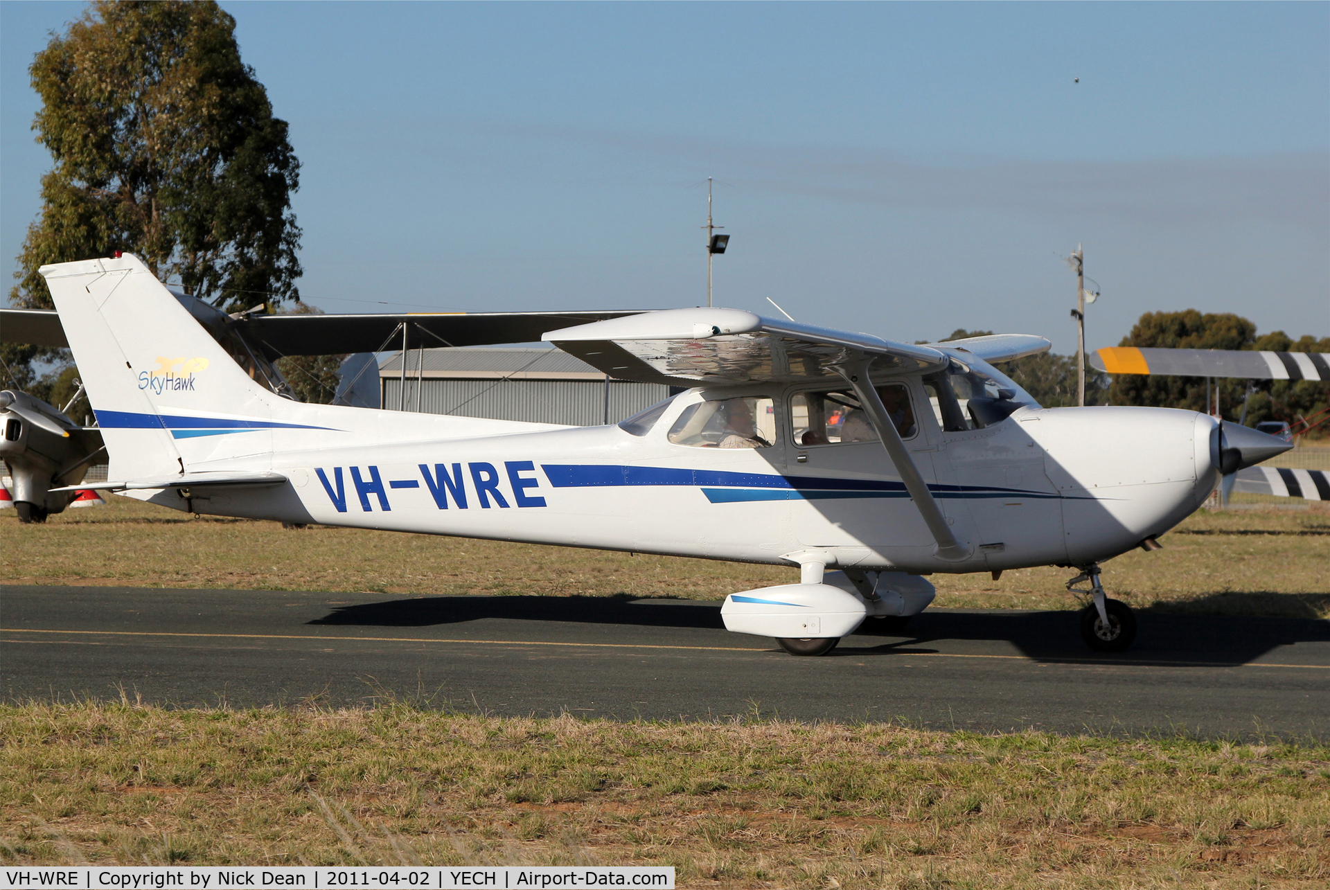 VH-WRE, 1977 Cessna R172K Hawk XP C/N R1722092, YECH AAAA National fly in 2011