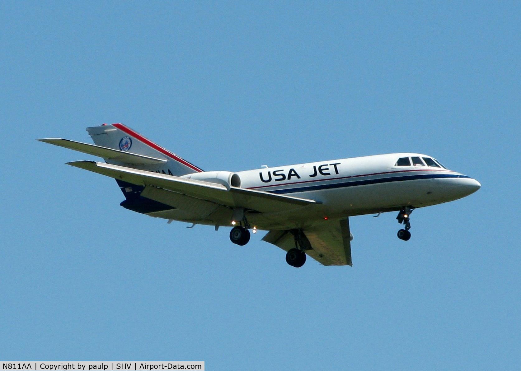 N811AA, 1968 Dassault Falcon (Mystere) 20D C/N 187, Landing at Shreveport Regional.