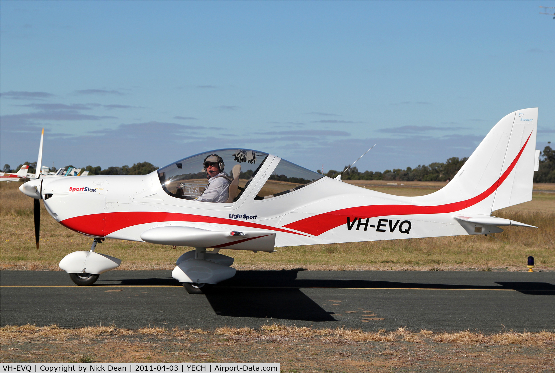VH-EVQ, 2010 Evektor-Aerotechnik Sportstar Max C/N 2010-1311, YECH AAAA National fly in 2011