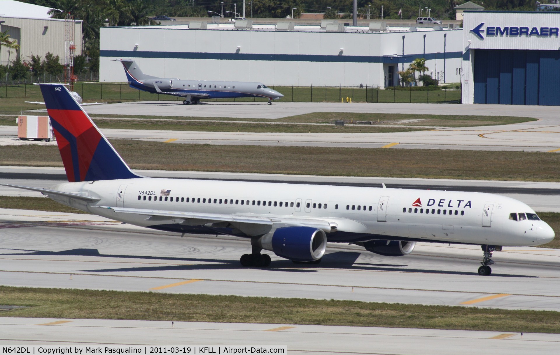 N642DL, 1988 Boeing 757-232 C/N 23996, Boeing 757-200