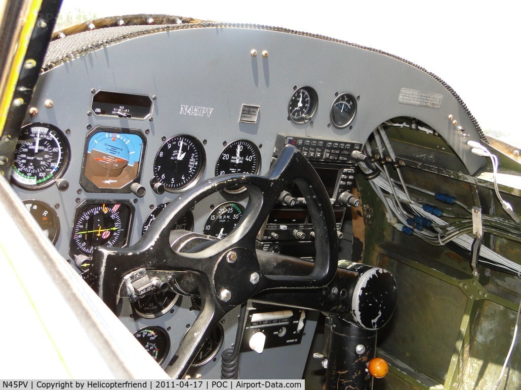 N45PV, 1944 Grumman G-44 Widgeon C/N 1380, Firewall cockpit area