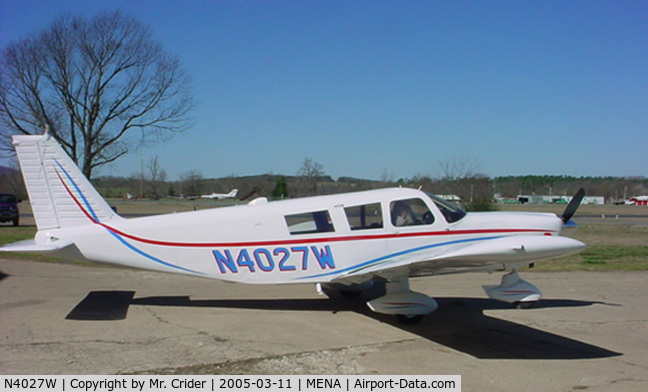 N4027W, 1966 Piper PA-32-300 Cherokee Six C/N 32-40043, Fresh from Crider Aircraft Painting, Mena, AK.