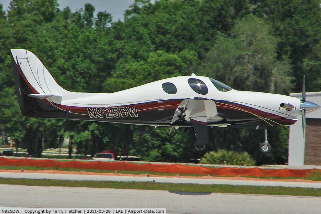 N925DW, 2011 Lancair Evolution C/N EVO-018, 2011 Sun n Fun - Lakeland , Florida
