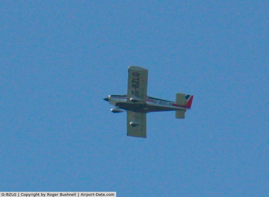 G-BZLG, 2000 Robin HR-200-120B C/N 353, Flying over North Gorley Hampshire U.K.