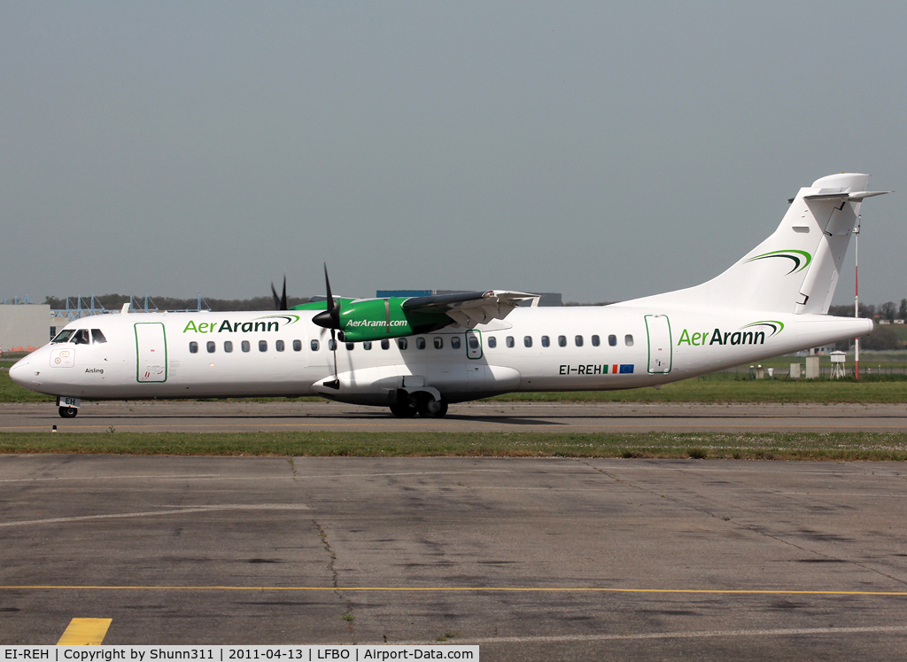 EI-REH, 1991 ATR 72-202 C/N 260, Taxiing holding point rwy 32R for departure in new c/s