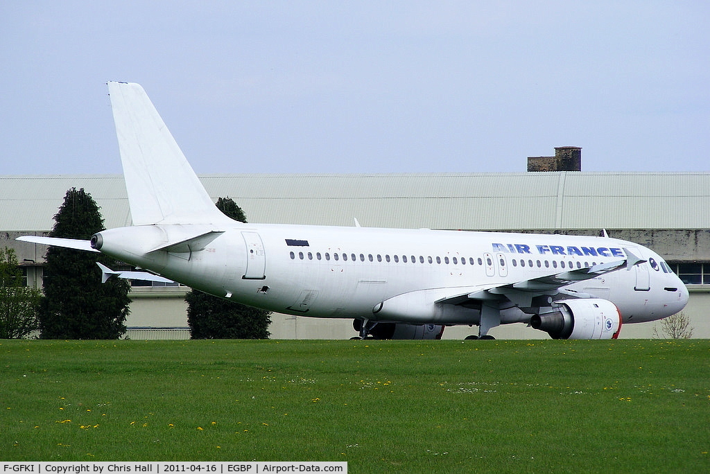 F-GFKI, 1989 Airbus A320-211 C/N 0062, ex Air France A320 waiting to be scrapped by ASI at Kemble