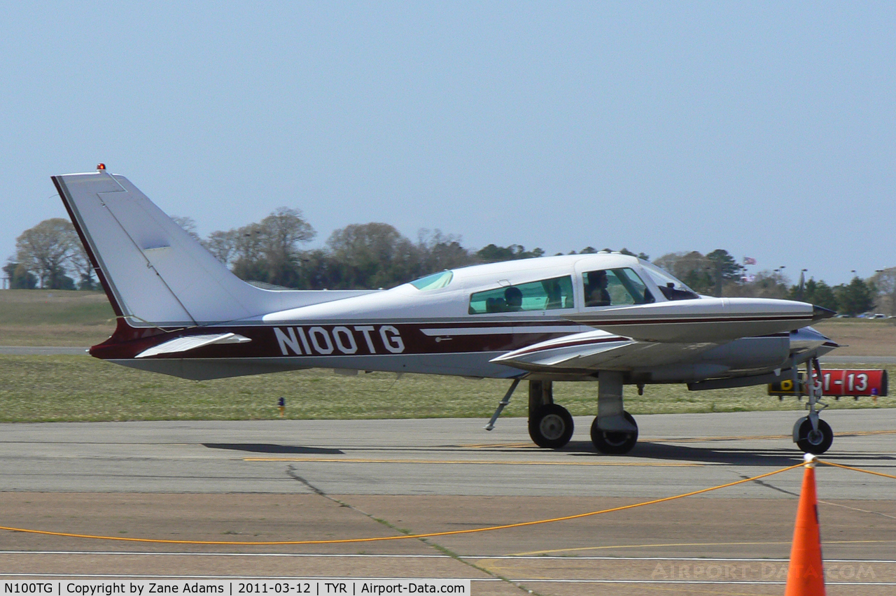 N100TG, 1974 Cessna 310Q C/N 310Q1150, At Tyler Pounds Field