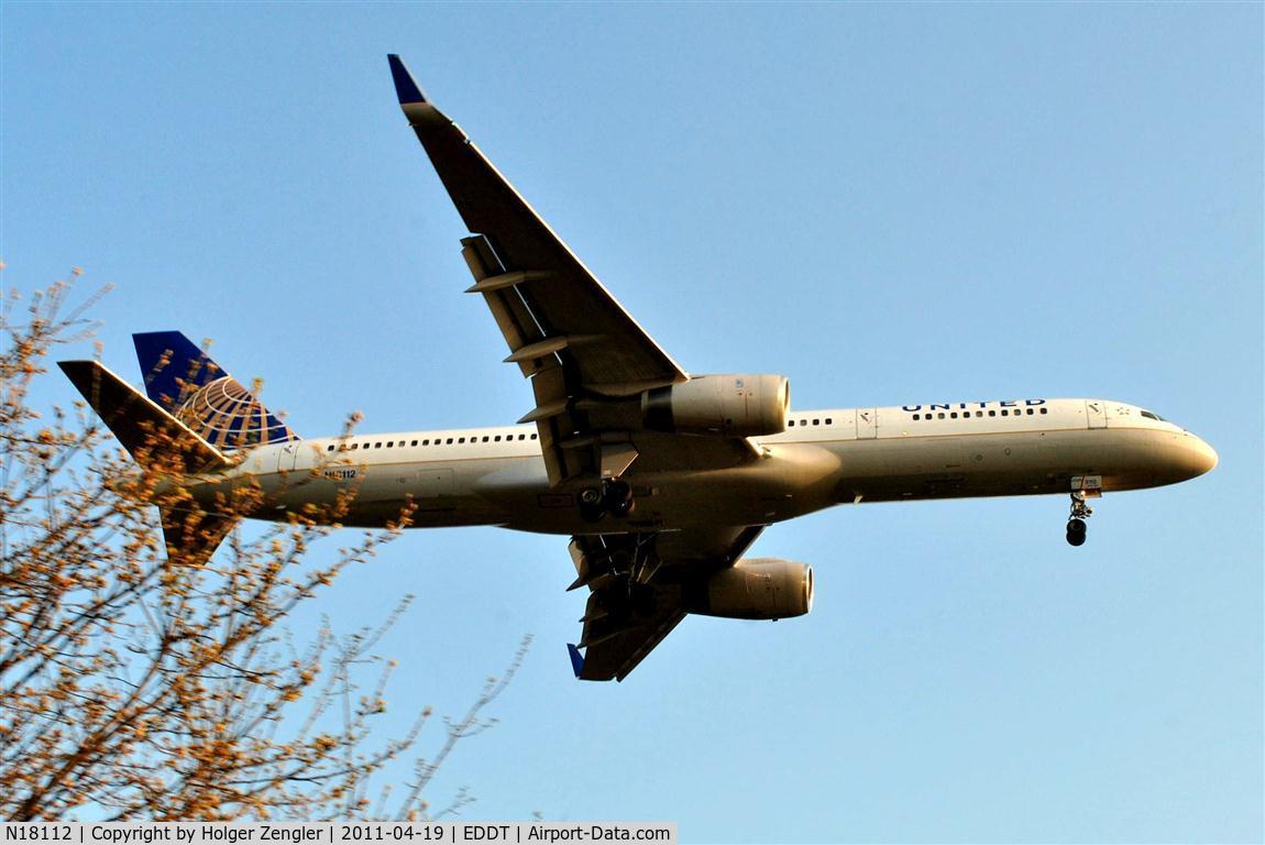 N18112, 1995 Boeing 757-224 C/N 27302, Much earlier than expected - the United Continental.....