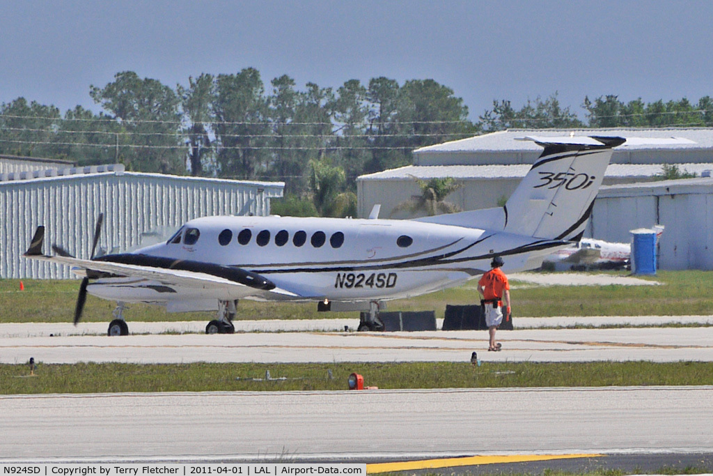 N924SD, Hawker Beechcraft 350 King Air (B300) C/N FL-693, 2011 Sun n Fun - Lakeland , Florida
